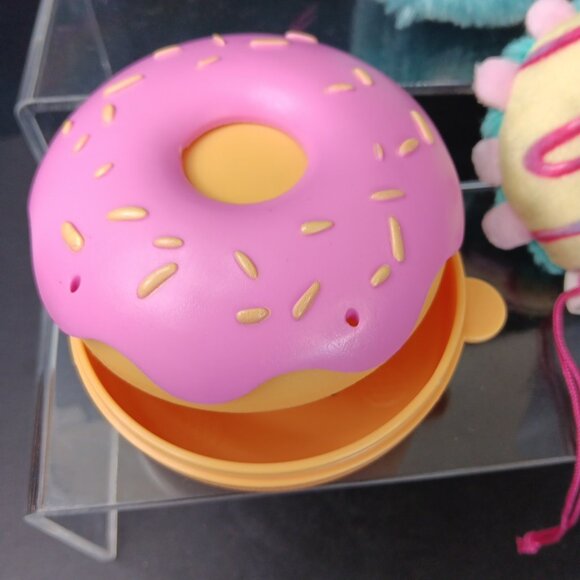Pikmi Pops Surprise Season 3 The Chow Chow, Dusk Plush, And Scented Donut Plush - Picture 4 of 12